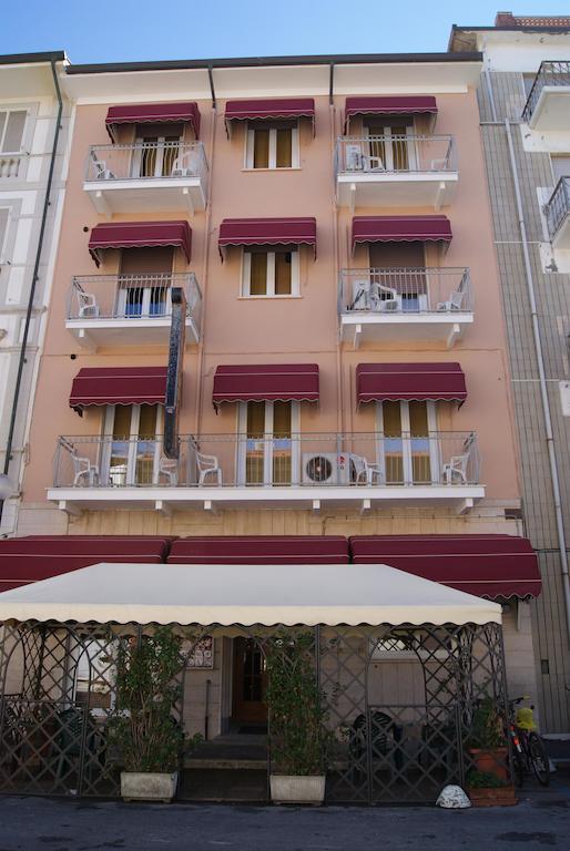 Hotel Dolly Βιαρέτζιο Εξωτερικό φωτογραφία